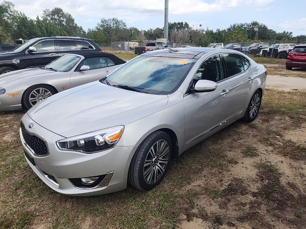 2016 Kia Cadenza Premium's photo