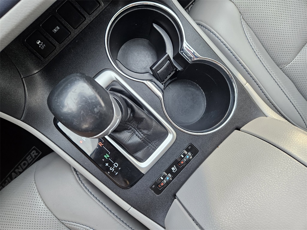2018 Toyota Highlander Limited Platinum photo 17