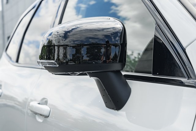 2025 Volvo XC60 Hybrid T8 Plus photo 12
