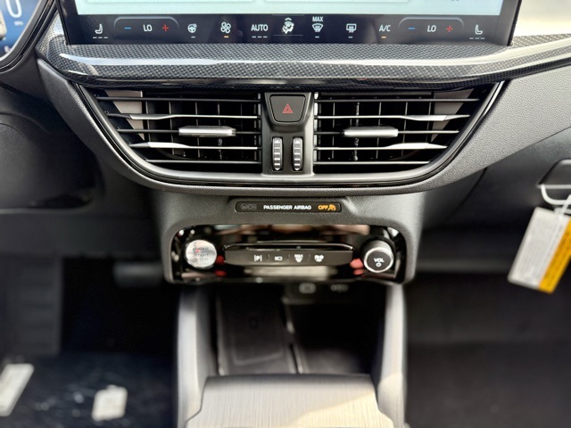 2025 Ford Escape Hybrid ST-Line Elite photo 20