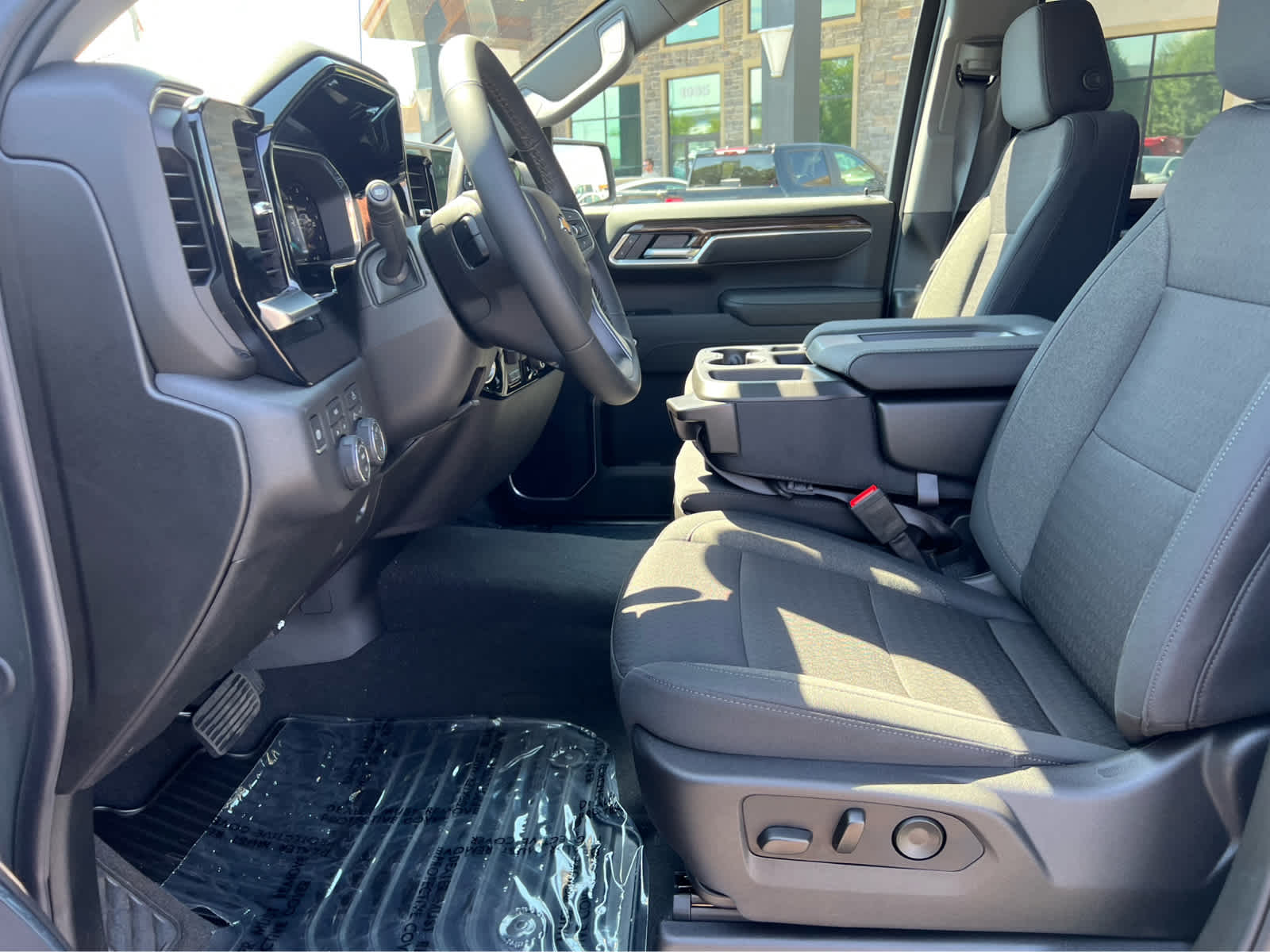 2026 Chevrolet Silverado 1500 LT photo 14