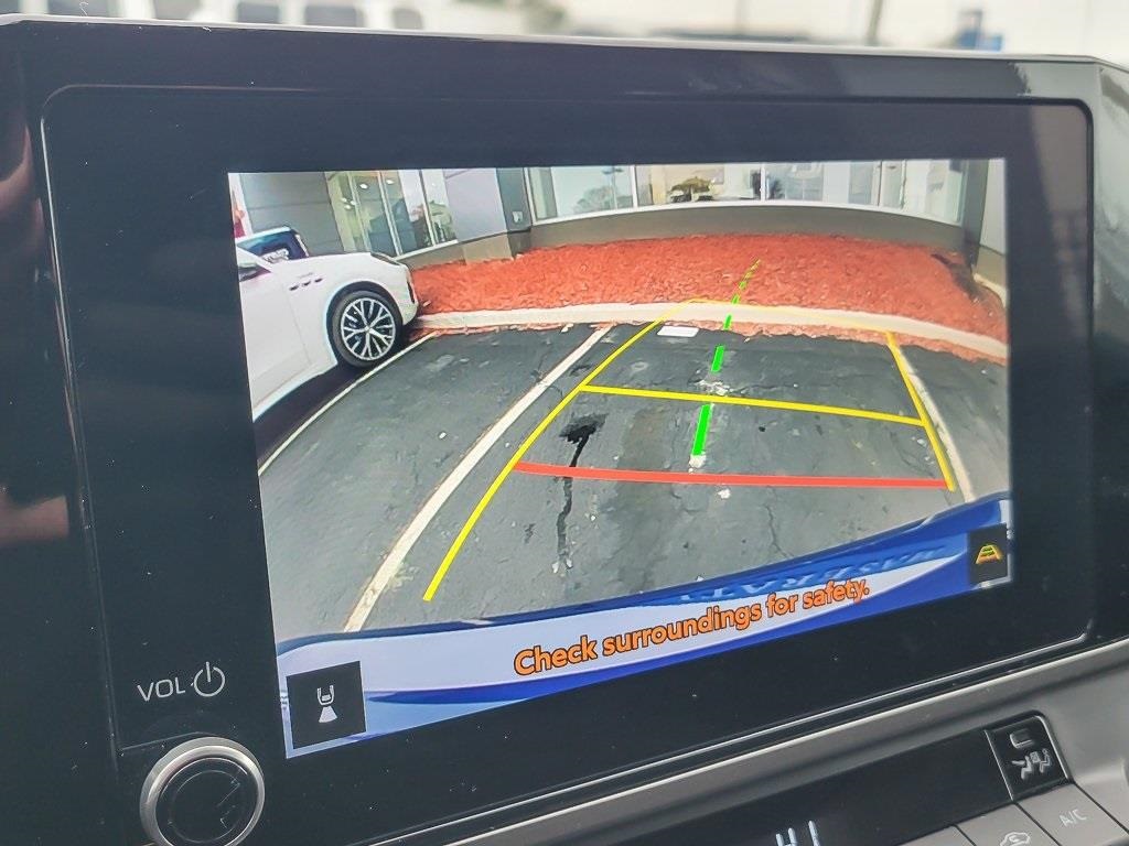 2025 TOYOTA CAMRY - Image 13