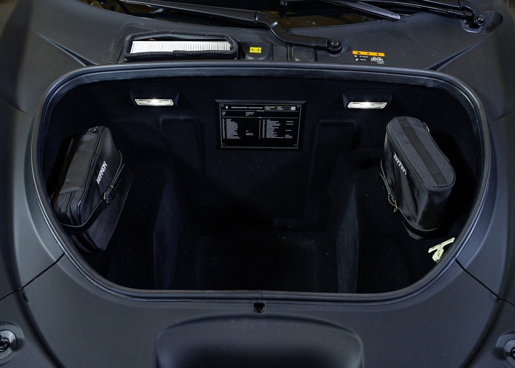 2022 Ferrari F8 Spider Base photo 18