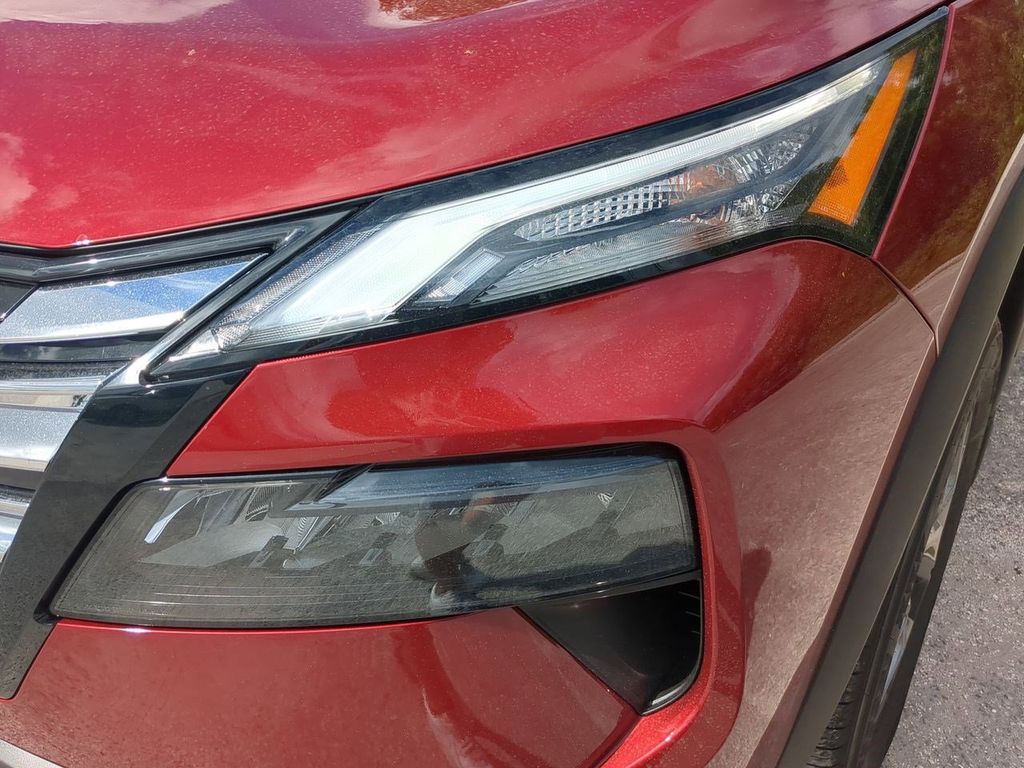 2026 Nissan Rogue S photo 8