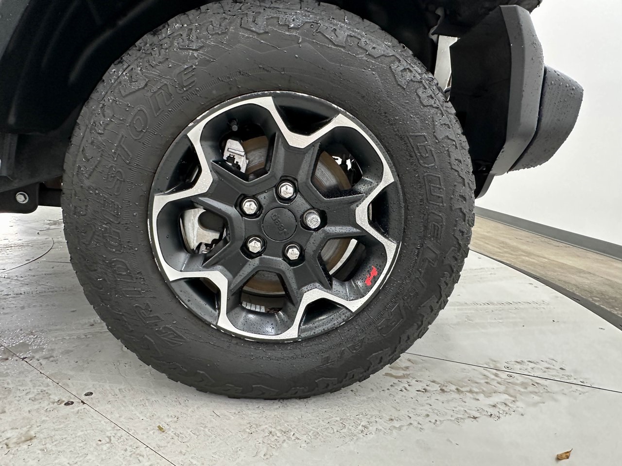 2021 Jeep Wrangler Sport S photo 27