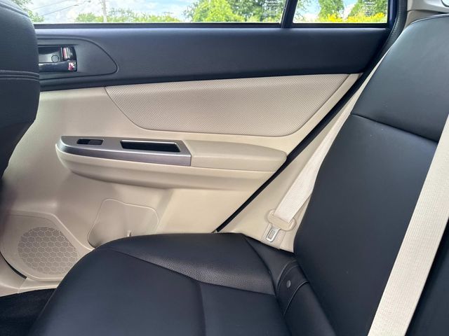 2014 Subaru Crosstrek 2.0i Hybrid Touring photo 15