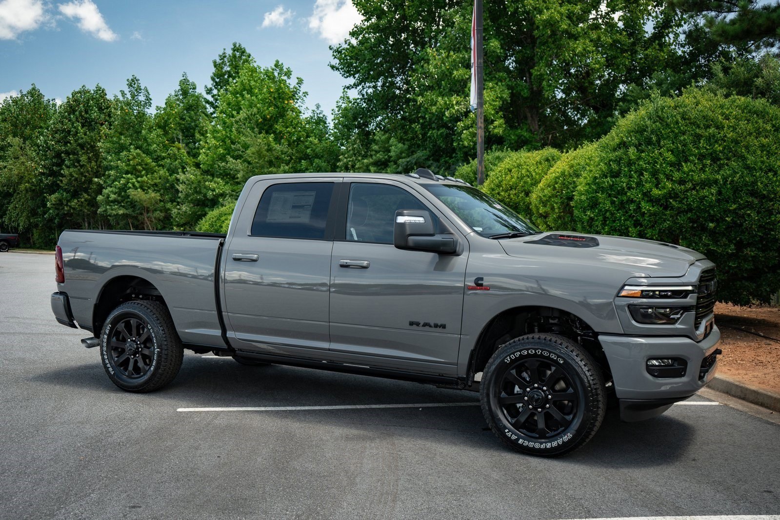 2025 Ram 2500 Laramie photo 10
