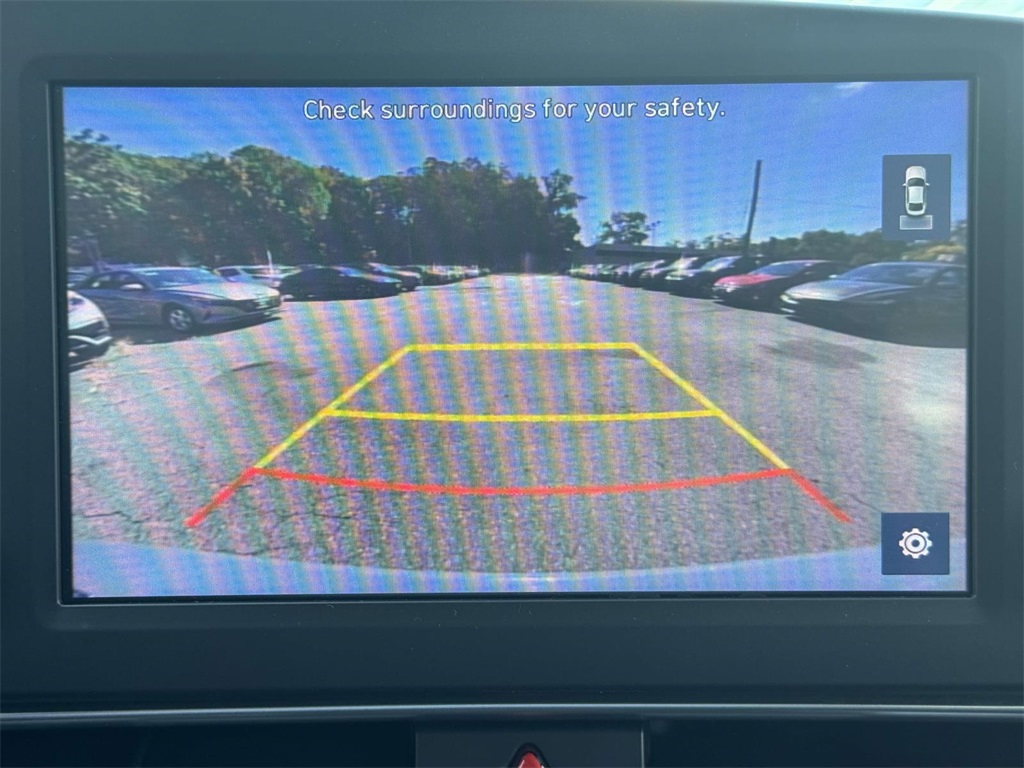 2023 Hyundai Elantra SEL photo 25