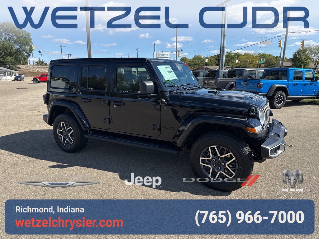 2025 Jeep Wrangler 4-Door Sahara's photo