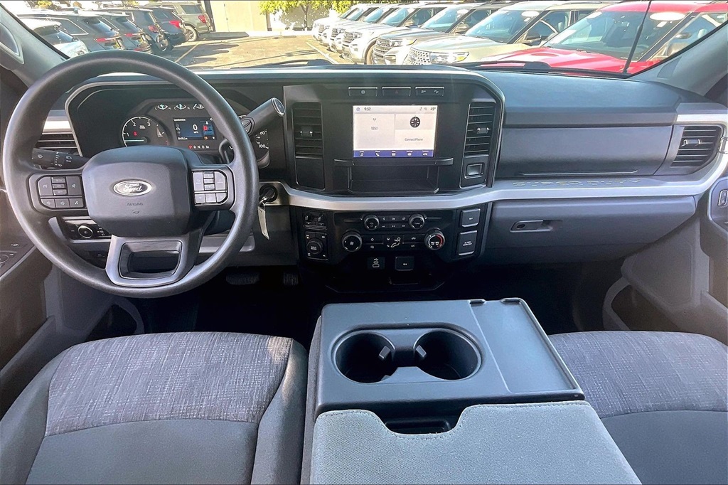 2024 FORD F-250 - Image 13