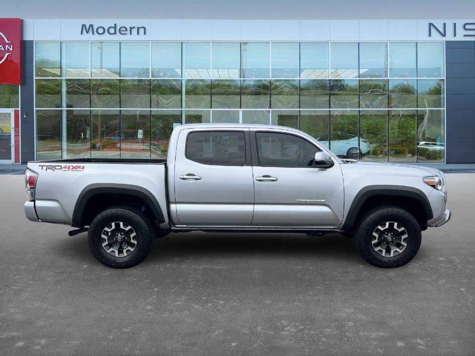 2023 Toyota Tacoma TRD Off-Road photo 4