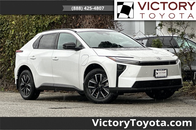 2026 Toyota bZ XLE's photo