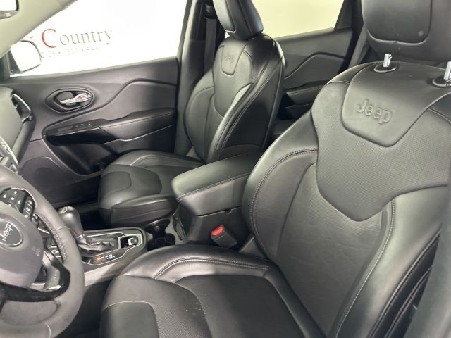 2023 Jeep Cherokee Altitude photo 9