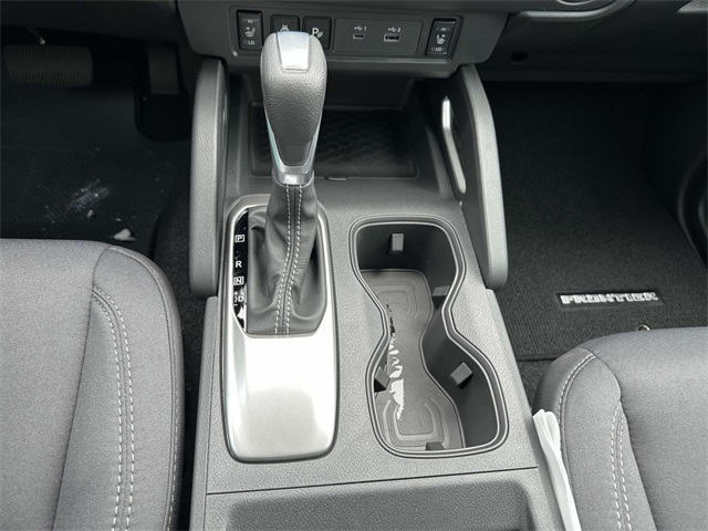 2025 Nissan Frontier SV photo 24
