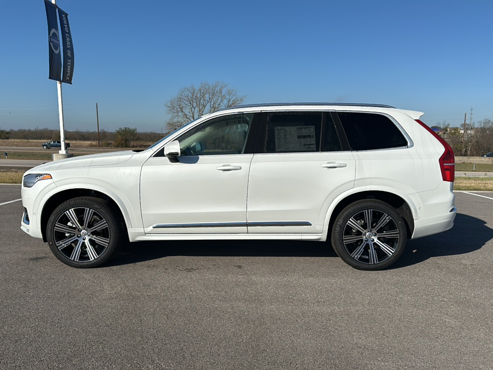 2025 Volvo XC90 AWD photo 3