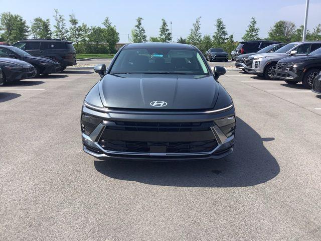2025 Hyundai Sonata Hybrid SE photo 3