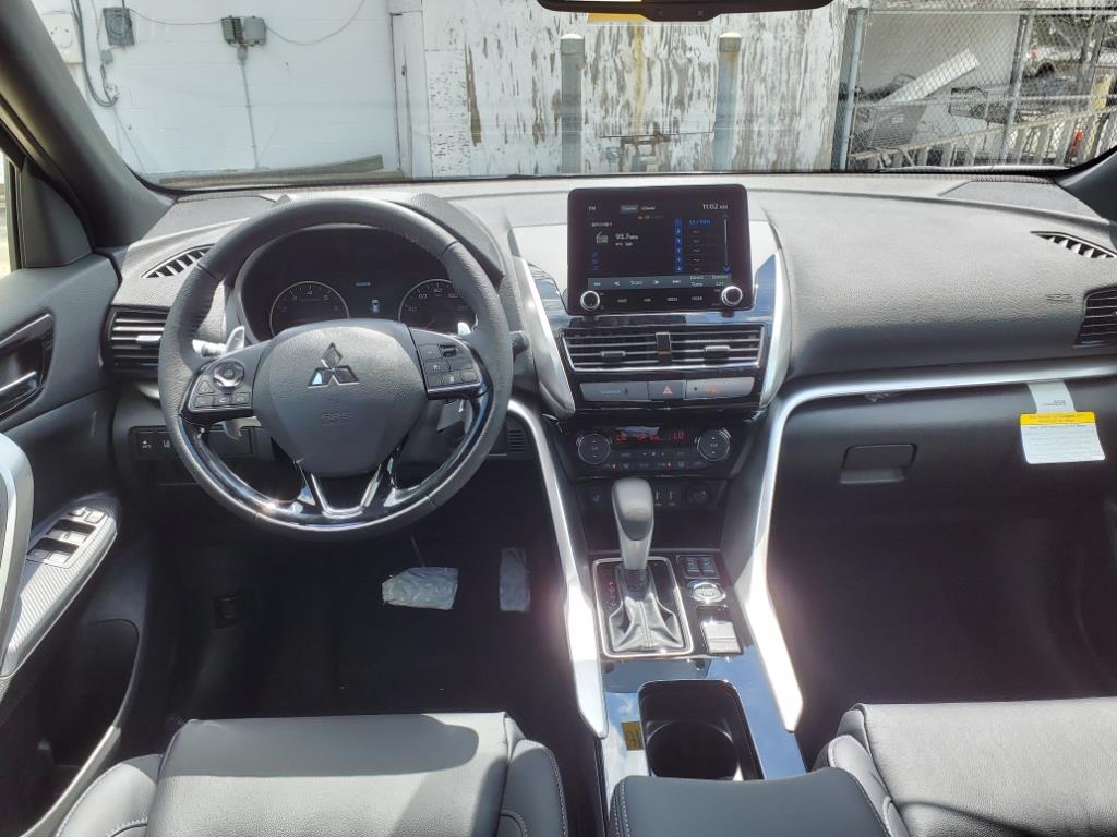 2024 Mitsubishi Eclipse Cross SEL photo 4
