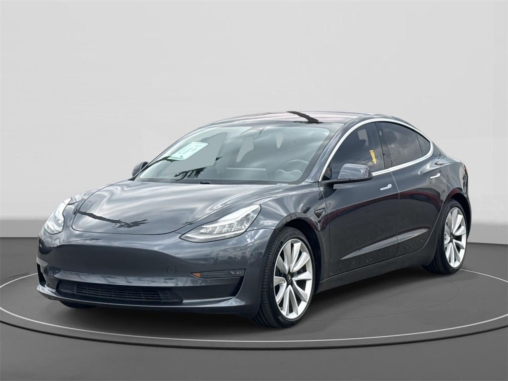 2019 Tesla Model 3 Long Range's photo