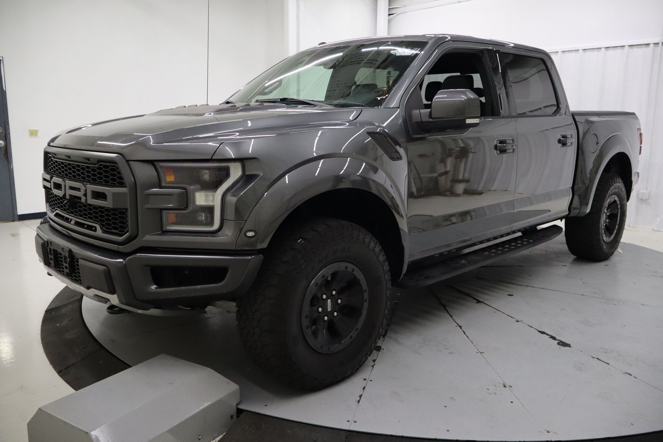 2018 Ford F-150 Raptor photo 6