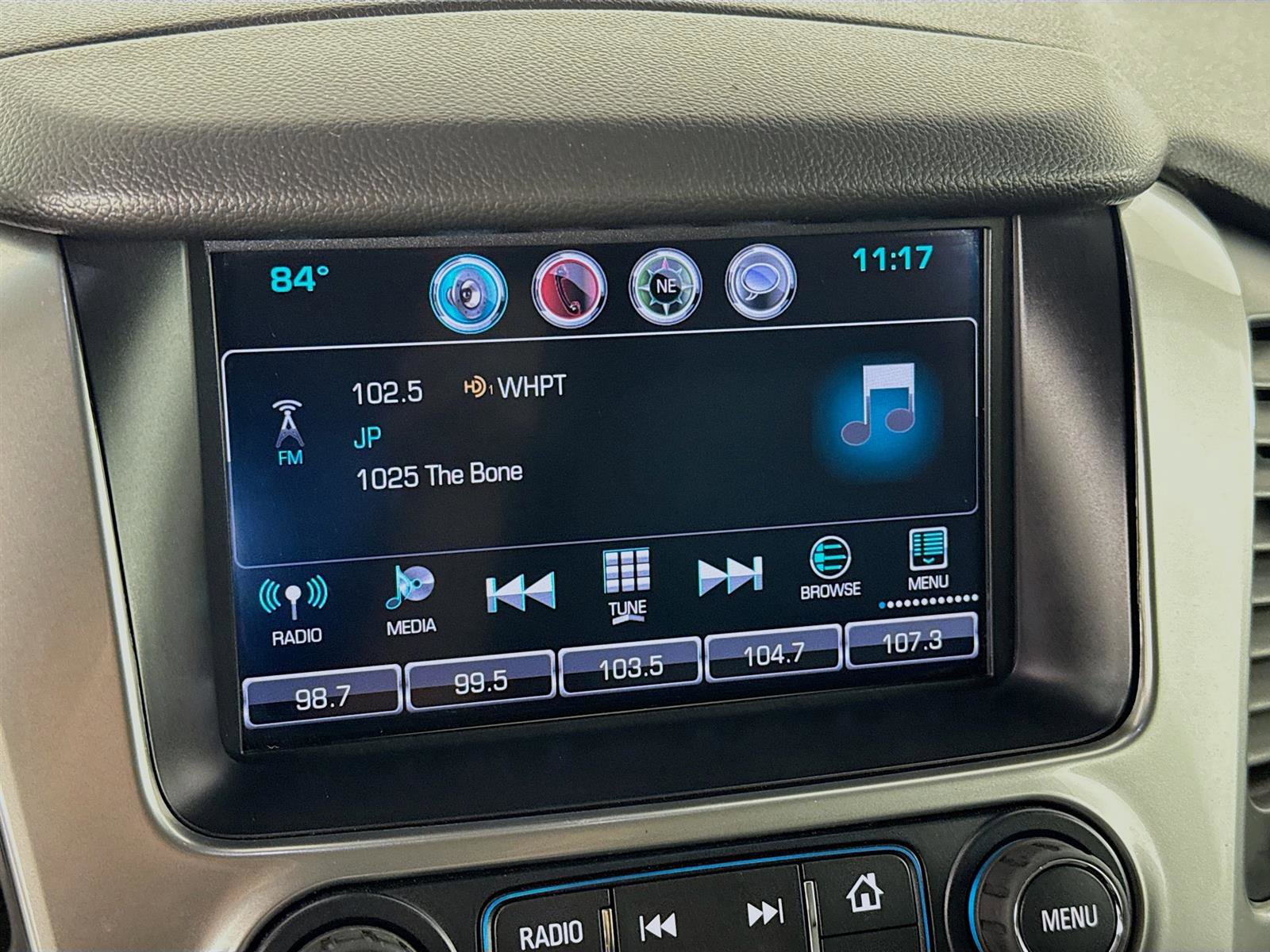 2016 Chevrolet Tahoe LT photo 11