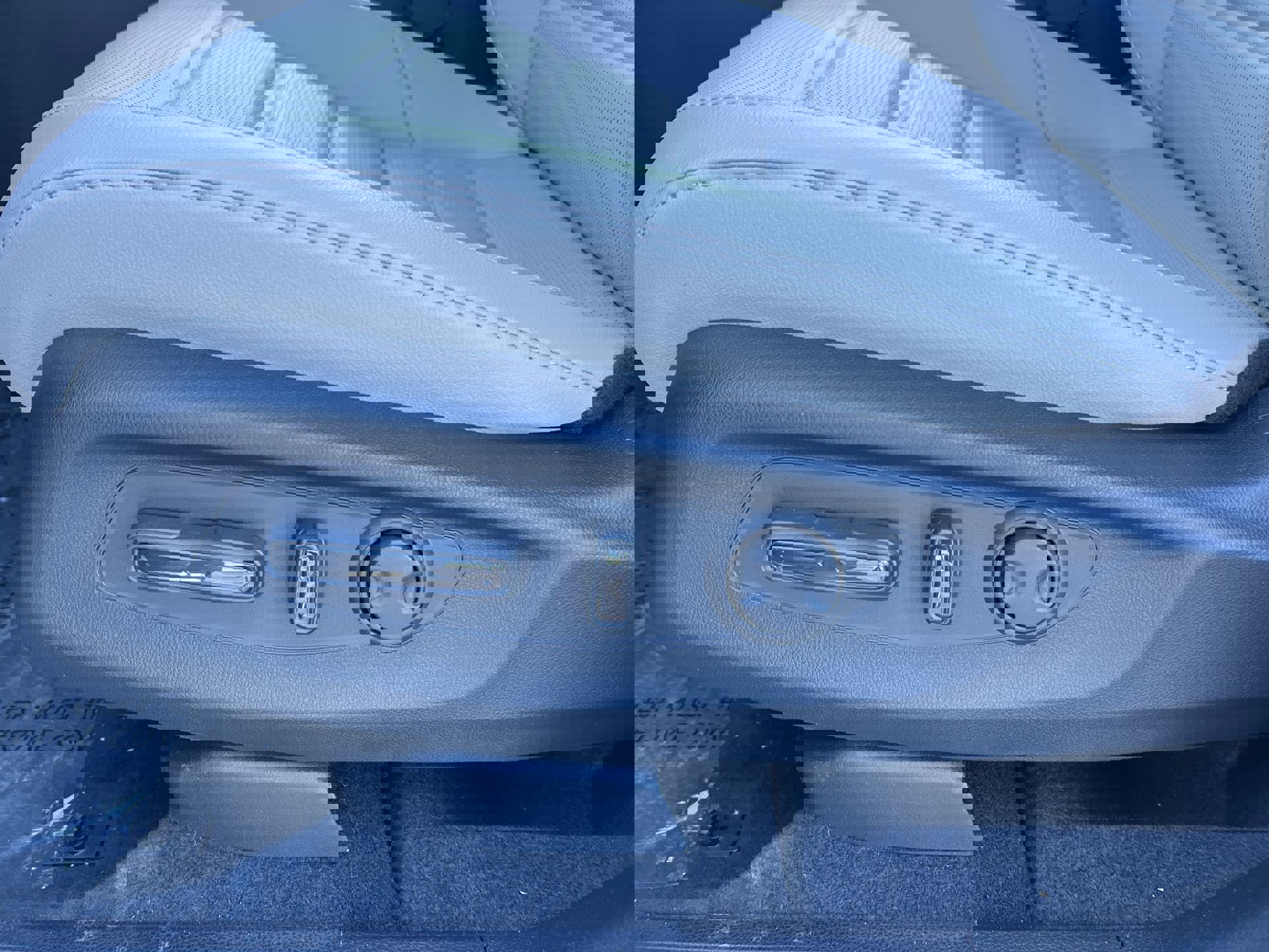 2026 Honda CR-V EX-L photo 12