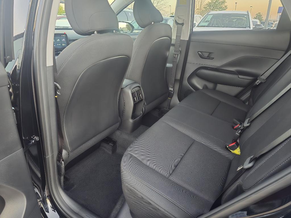 2026 Hyundai Kona SEL photo 13