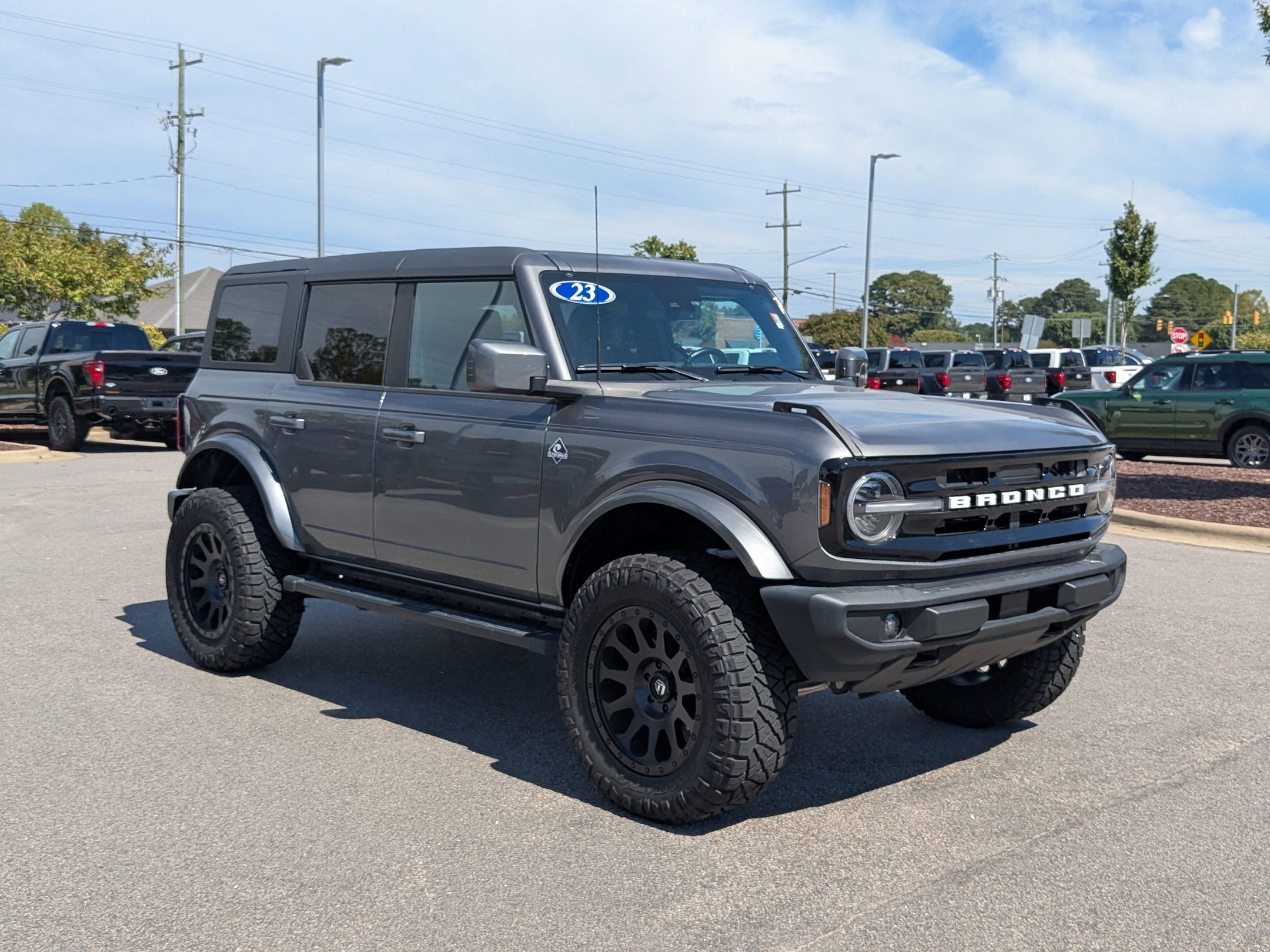 2023 Ford Bronco Outer Banks photo 5