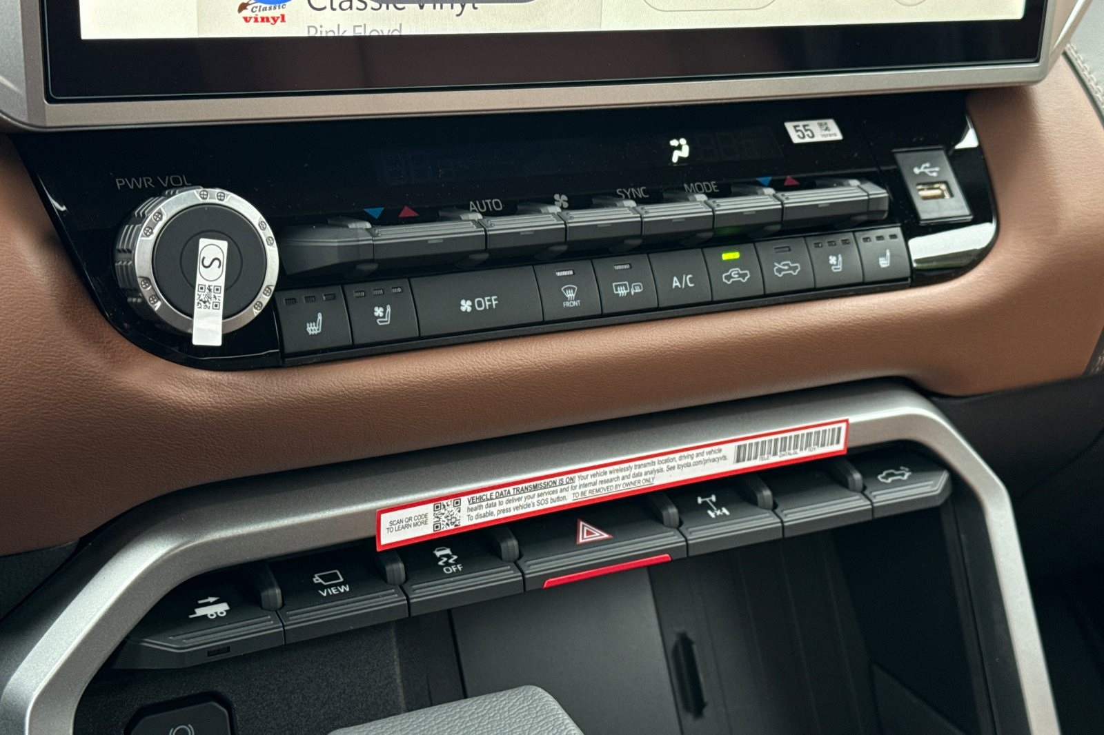 2025 Toyota Tundra 1794 Edition CrewMax photo 19