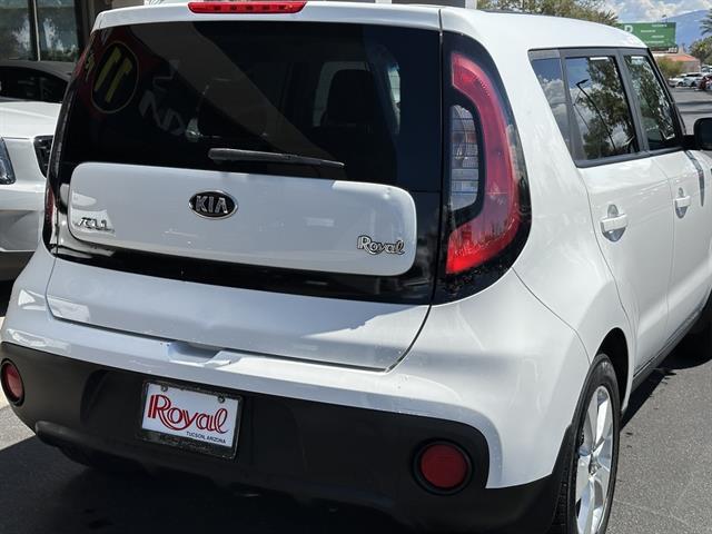 2017 Kia Soul Base photo 2