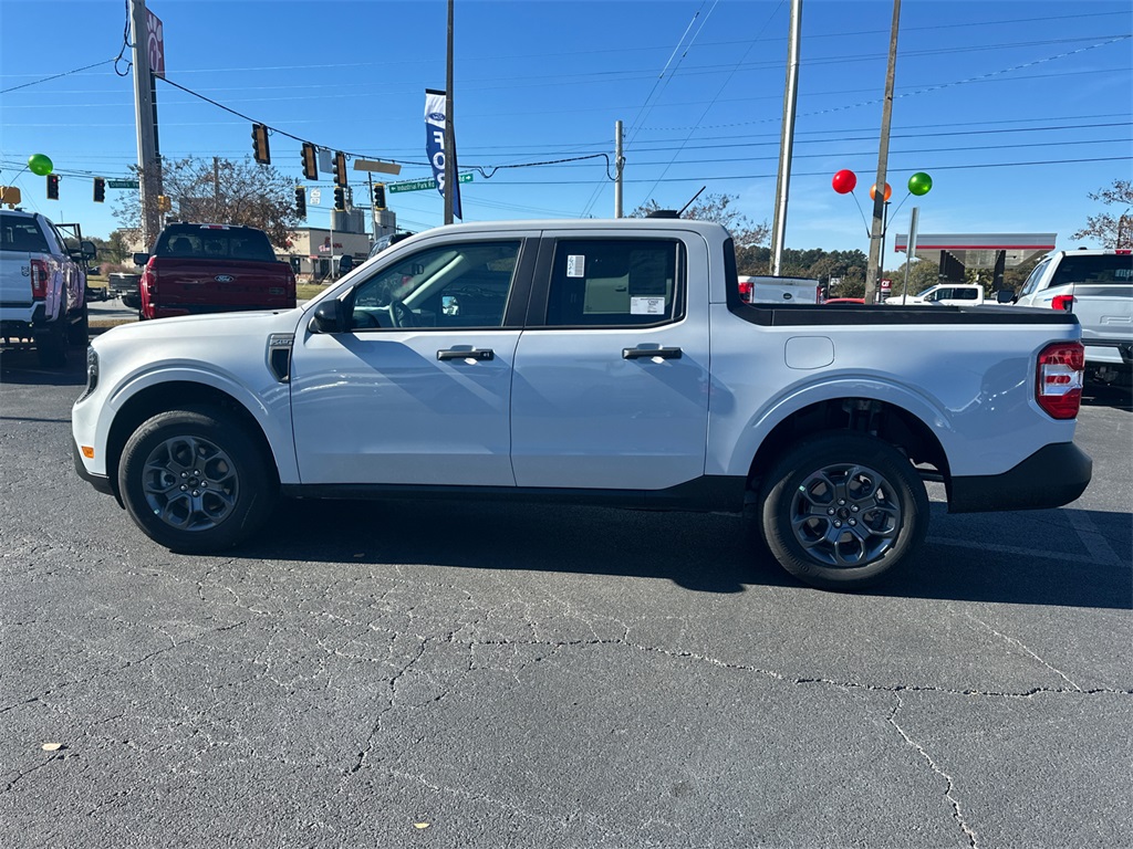2025 Ford Maverick XLT photo 2