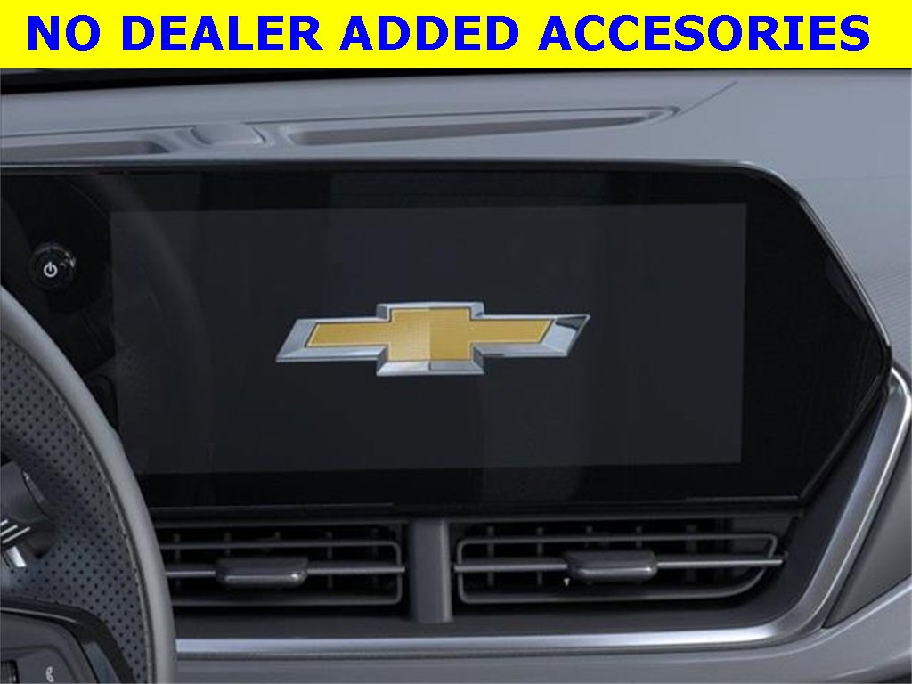 2025 Chevrolet Trax LT photo 17