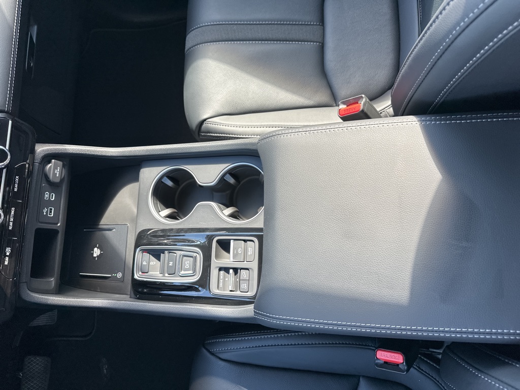 2025 Honda Pilot Touring photo 19