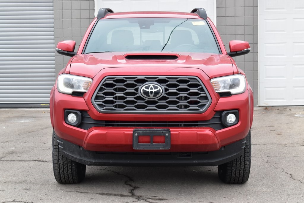 Certified 2022 Toyota Tacoma TRD Sport with VIN 3TMCZ5AN4NM527215 for sale in Kansas City