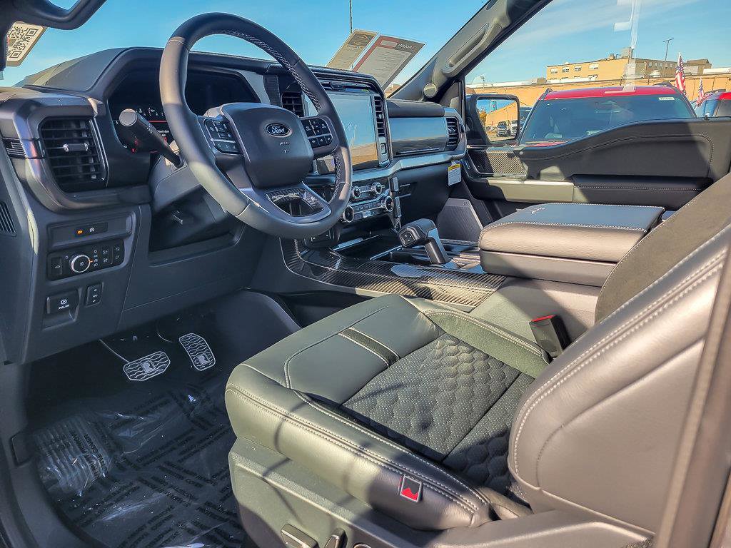 2025 FORD F-150 - Image 13