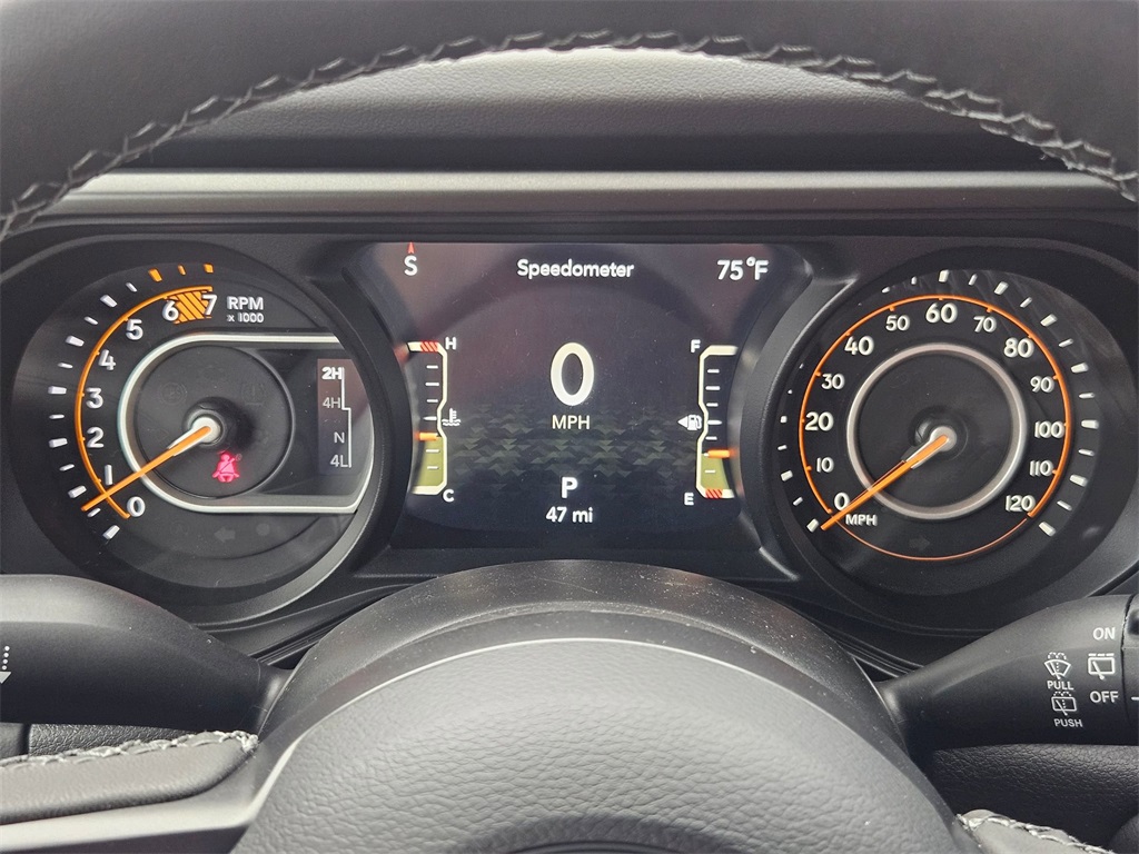 2025 Jeep Wrangler Rubicon photo 16