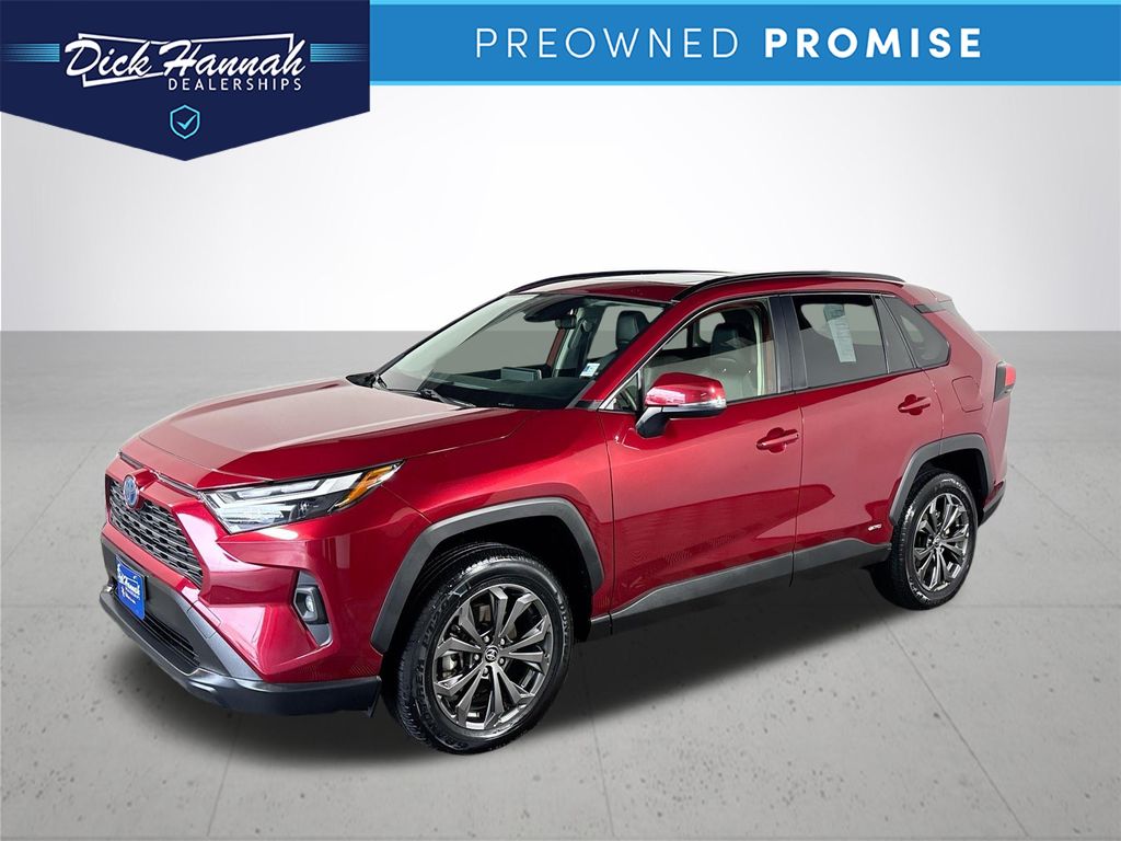 2023 Toyota RAV4 XLE Premium's photo