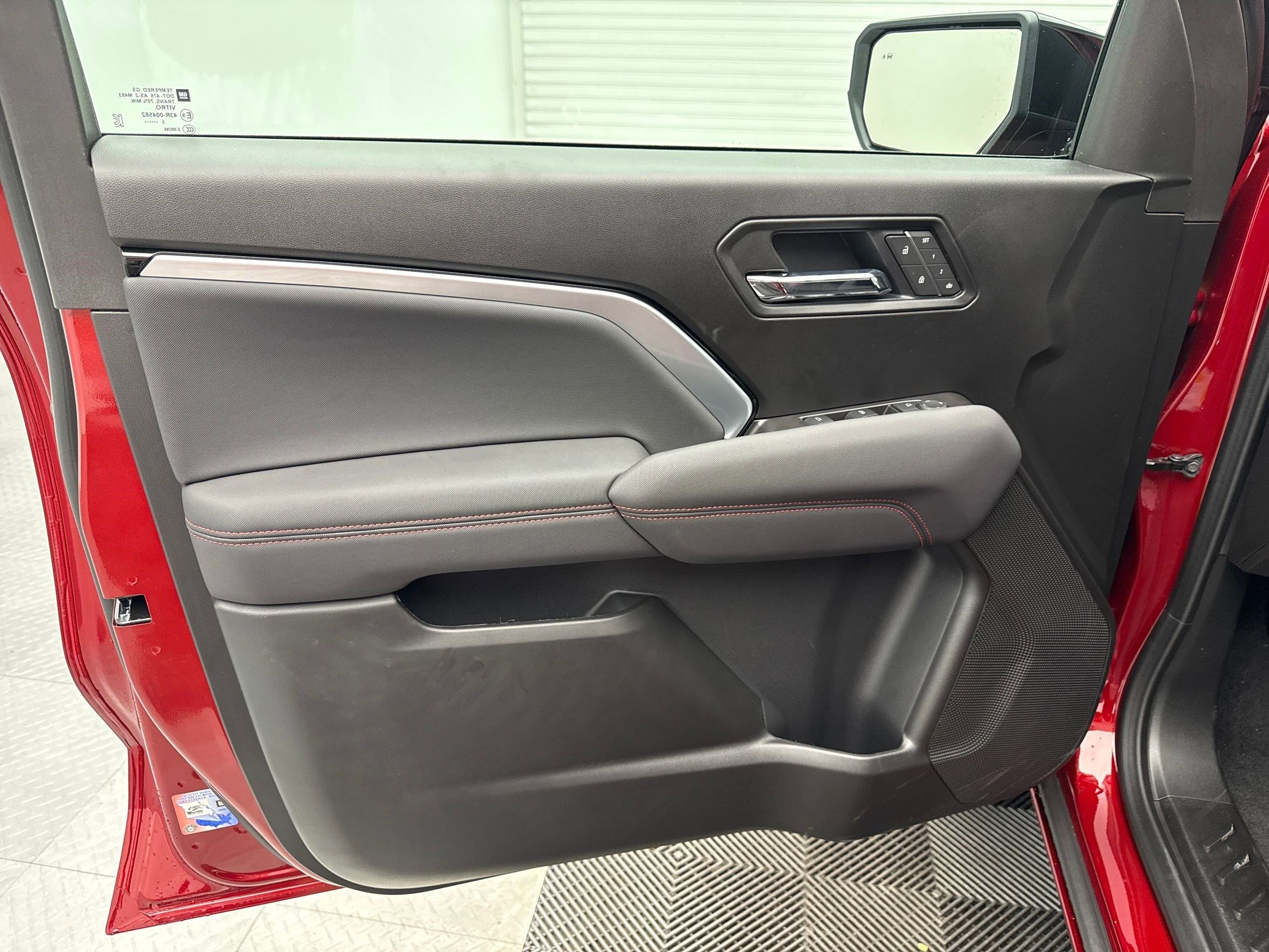 2026 Chevrolet Colorado Z71 photo 33