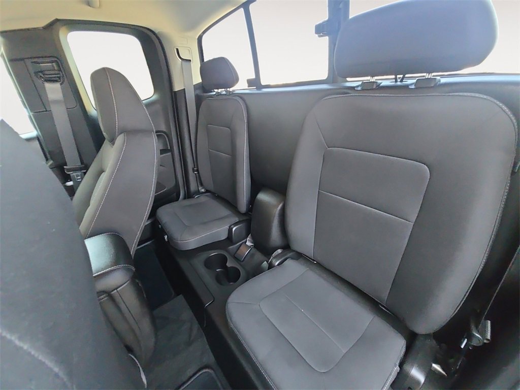 2018 Chevrolet Colorado LT photo 13