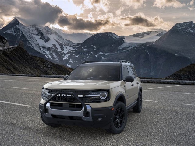 2025 Ford Bronco Sport Outer Banks photo 2