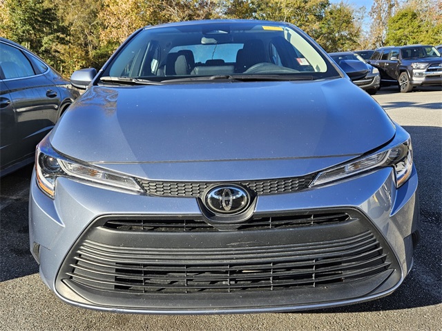 2024 Toyota Corolla LE photo 2
