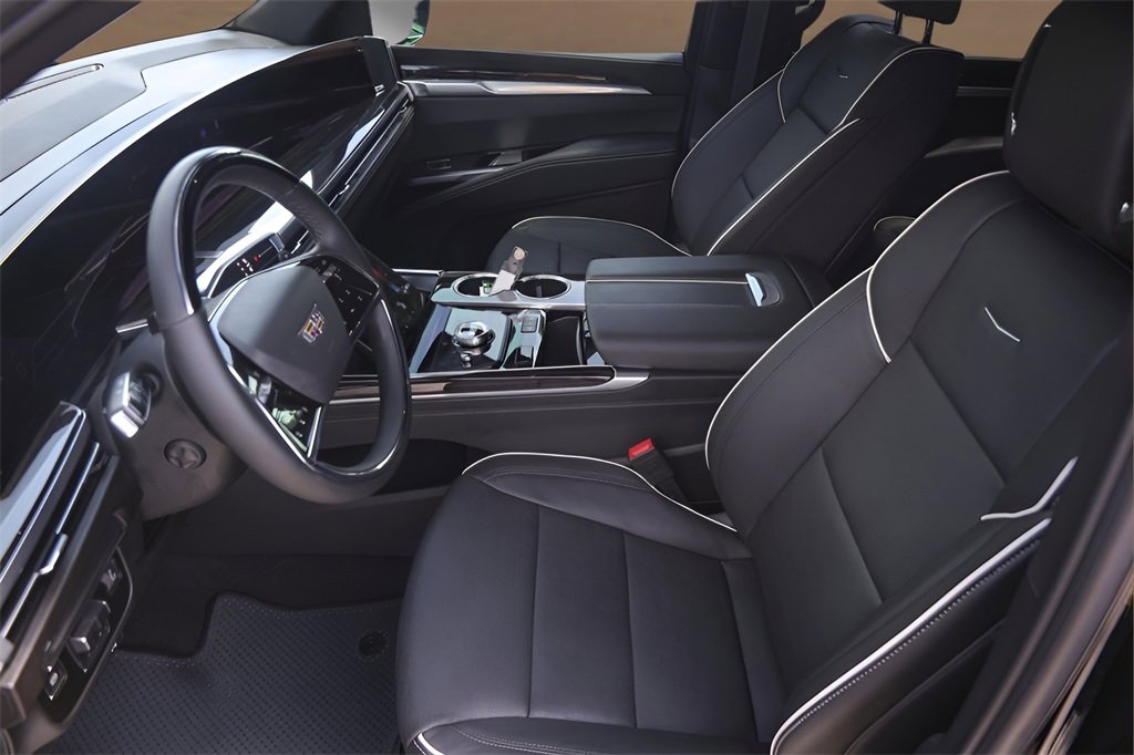 2025 Cadillac Escalade ESV Premium Luxury photo 8