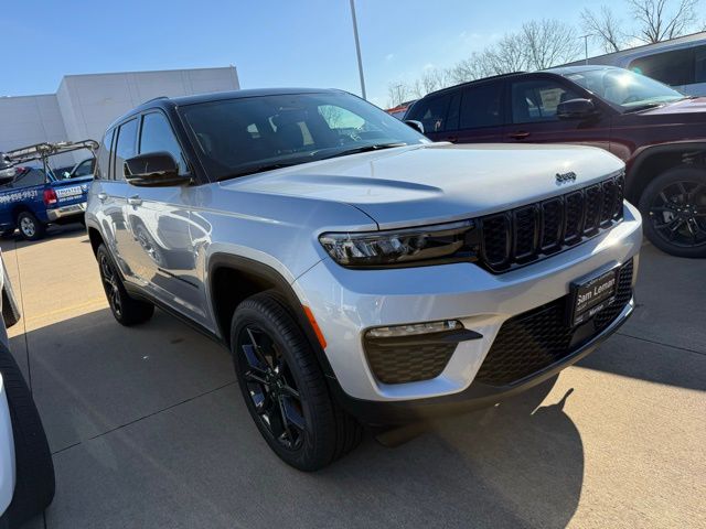 2025 Jeep Grand Cherokee Limited's photo