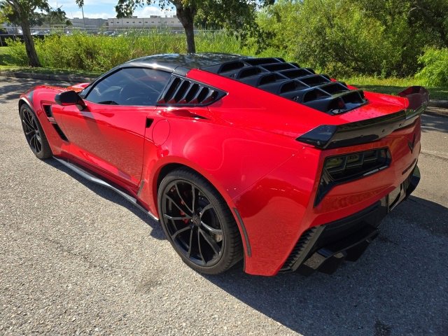 2019 Chevrolet Corvette Grand Sport 2LT photo 3