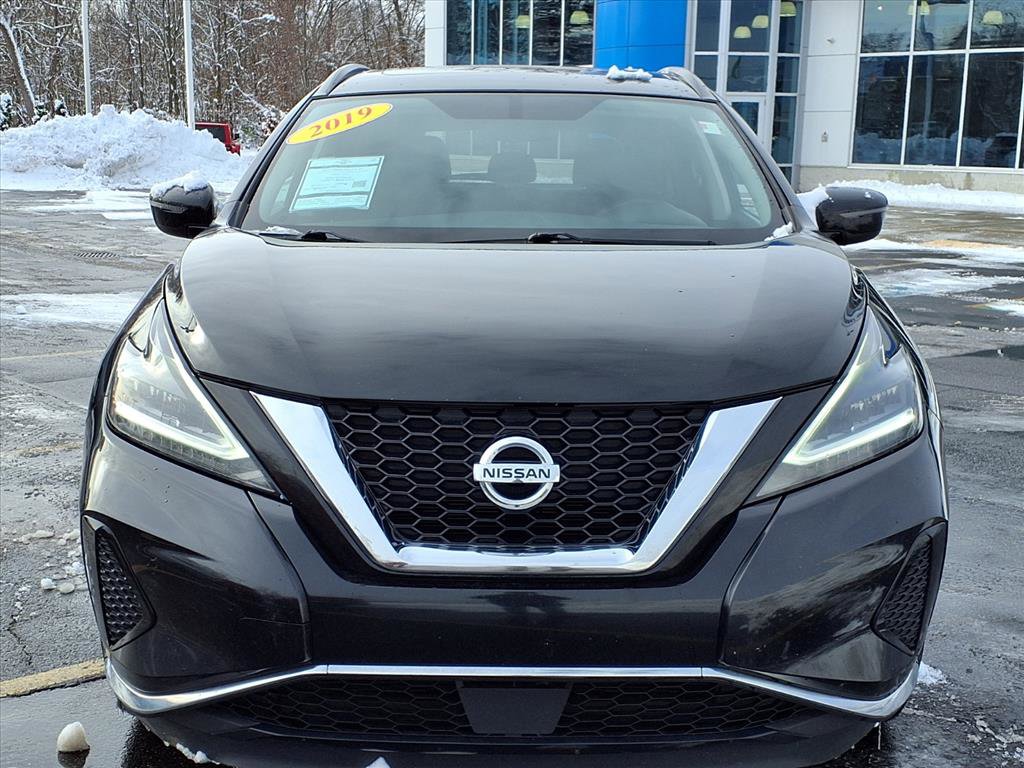 2019 Nissan Murano SV photo 2
