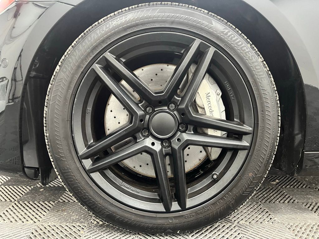 2017 Mercedes Benz E 300 photo 14