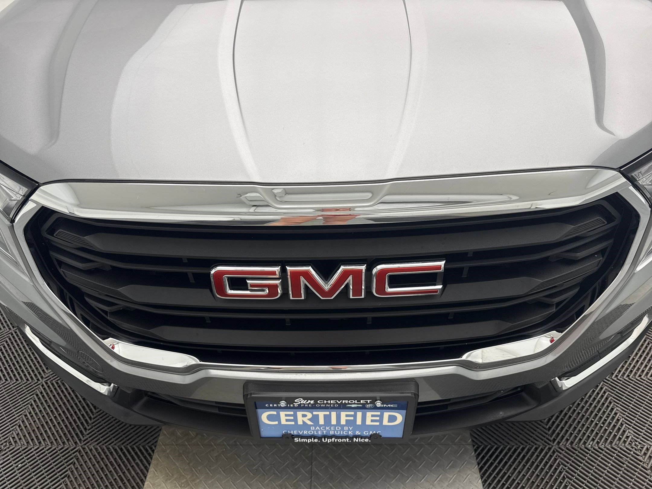 2024 Gmc Terrain SLE photo 28