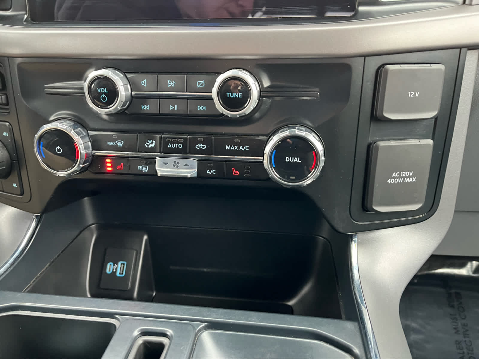 2024 Ford F-150 XLT photo 22