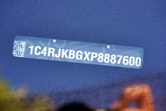 Used 2023 White Jeep Limited image 36