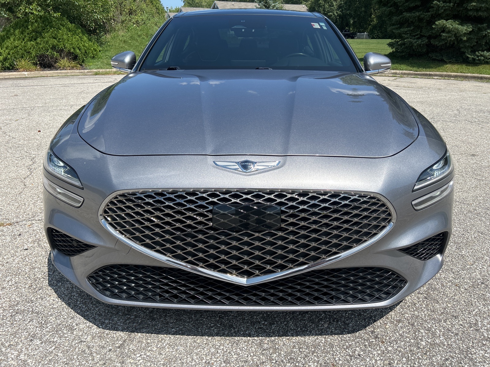 2022 Genesis G70 2.0T photo 2