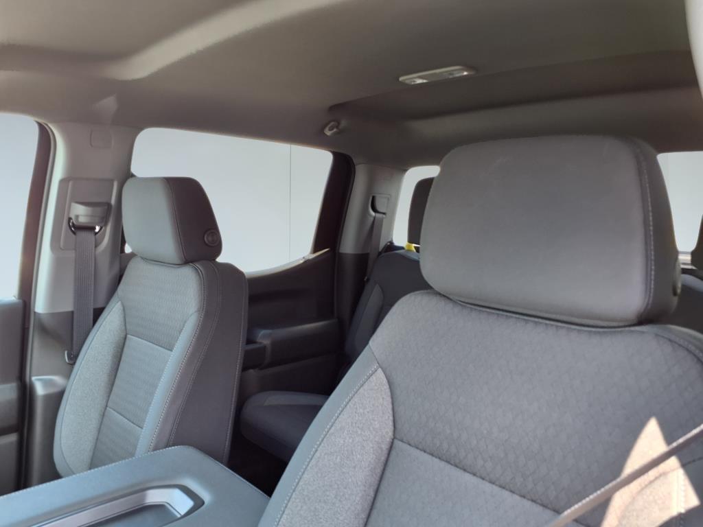 2026 Chevrolet Silverado 1500 Custom photo 17